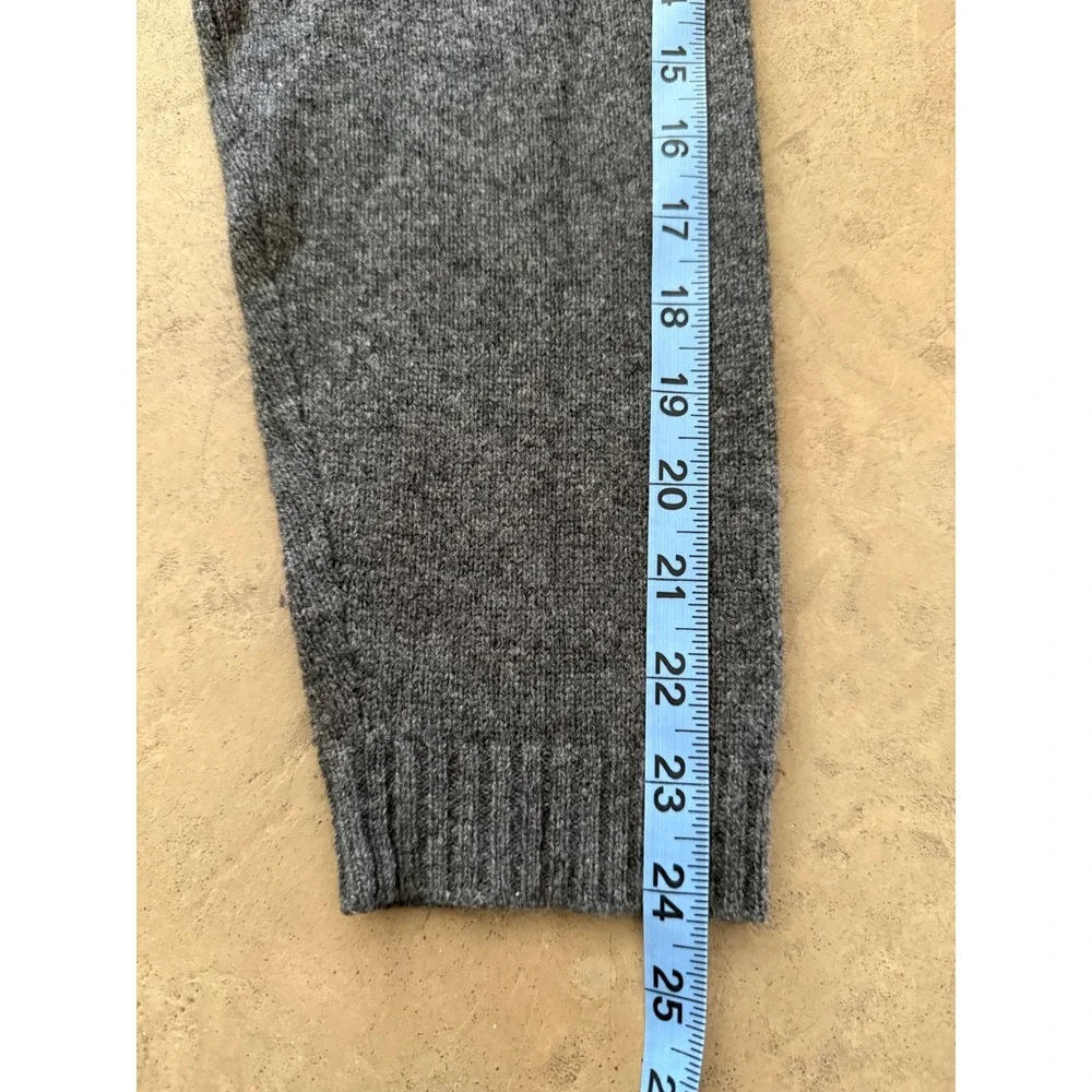 Merona Mens 100% Cashmere V-Neck Sweater Charcoal Grey Size Medium Soft Knit